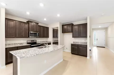 Entry Way - 13071 Brookside Moss Dr, Riverview, FL 33579 photo 5 of 9
