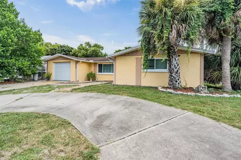 7700 Birchwood Dr, Port Richey, FL 34668