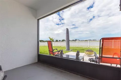 Exterior - 11933 Downy Birch Dr, Riverview, FL 33569 photo 8 of 10