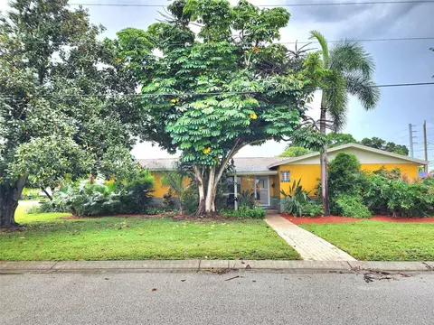 1345 39th St N, Saint Petersburg, FL 33713