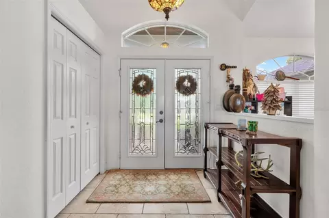 Entry Way - 1813 Audubon Trl, Lutz, FL 33549 photo 2 of 3