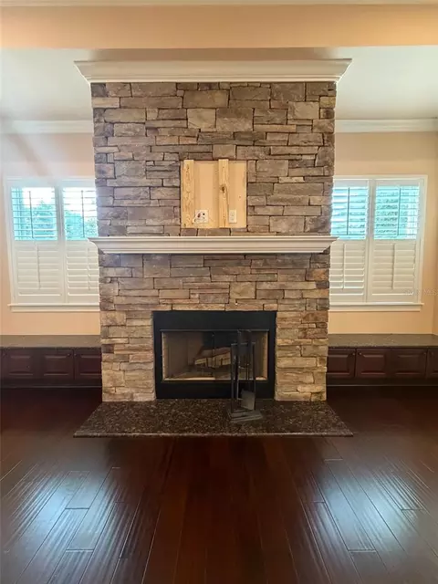 Living - 9650 Milano Dr, New Port Richey, FL 34655 photo 2 of 14