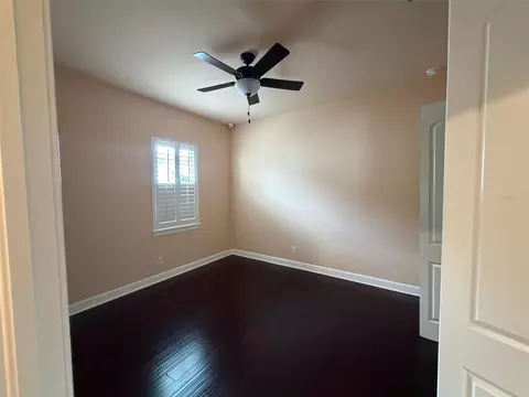 Bedroom - 9650 Milano Dr, New Port Richey, FL 34655 photo 4 of 9