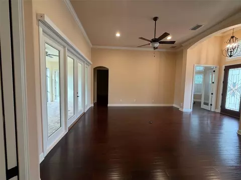 Living - 9650 Milano Dr, New Port Richey, FL 34655 photo 9 of 14
