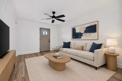 Living - 11317 Sylvan Green Ln, Riverview, FL 33569 photo 1 of 4