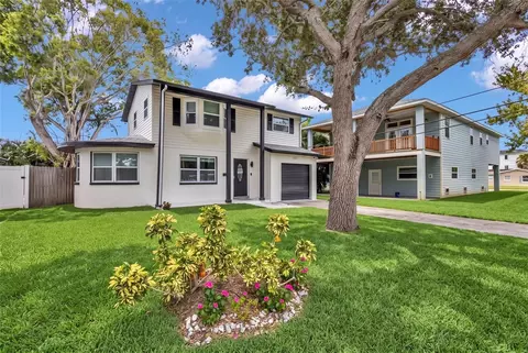 1810 Maryland Ave NE, Saint Petersburg, FL 33703