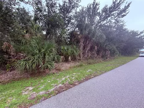 9477 Applin Cir, Port Charlotte, FL 33981