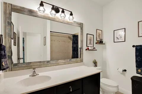 Bath - Undisclosed, Spring Hill, FL 34609 photo 1 of 4