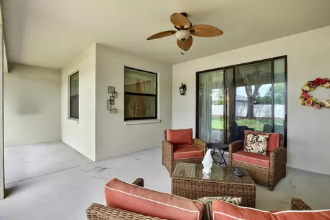 Exterior - Undisclosed, Spring Hill, FL 34609 photo 6 of 9