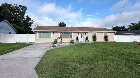 7518 Blossom Ave, Tampa, FL 33614