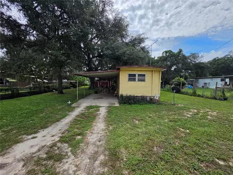 38202 Ruth Ave, Zephyrhills, FL 33540