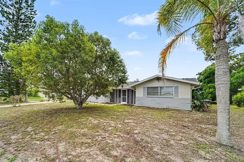 7922 Lilac Dr, Port Richey, FL 34668