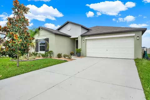 11205 Linden Depot Rd, San Antonio, FL 33576