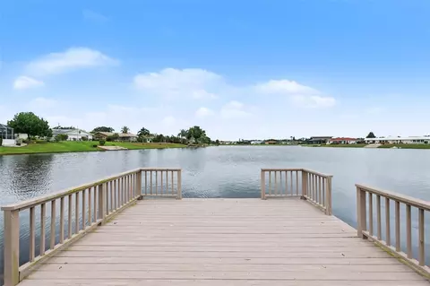 403 S Pebble Beach Blvd, Sun City Center, FL 33573