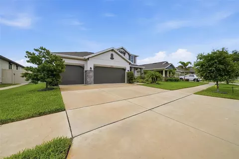Exterior - 11727 Tetrafin Dr, Riverview, FL 33579 photo 3 of 8