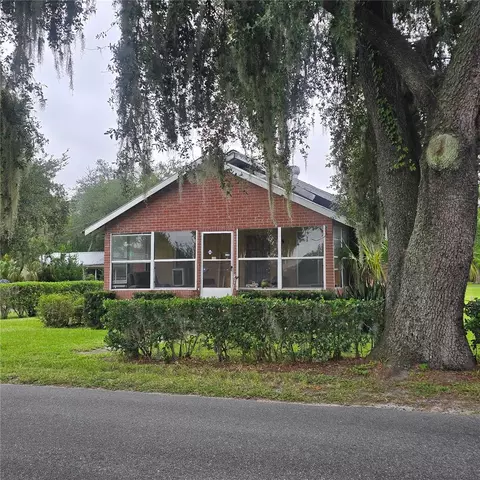 1801 W Granfield Ave, Plant City, FL 33563