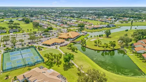 View/Area - 4202 Augusta Ter E, Bradenton, FL 34203 photo 7 of 9
