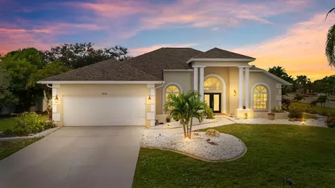 Exterior - 4202 Augusta Ter E, Bradenton, FL 34203 photo 11 of 12