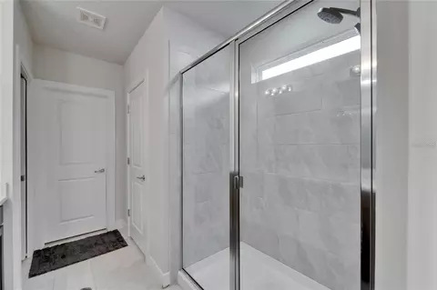 Bath - 6658 Devlin Ln, Wesley Chapel, FL 33545 photo 1 of 6
