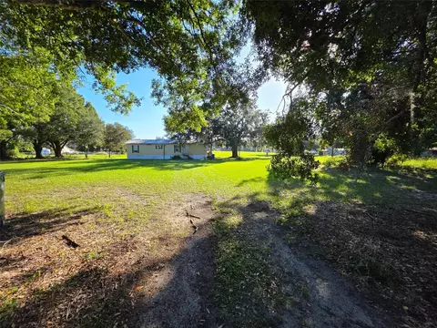 Exterior - 9581 Mcintosh Rd, Dover, FL 33527 photo 4 of 7