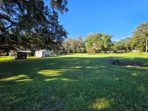 Exterior - 9581 Mcintosh Rd, Dover, FL 33527 photo 6 of 7