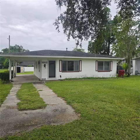 1803 W Granfield Ave, Plant City, FL 33563