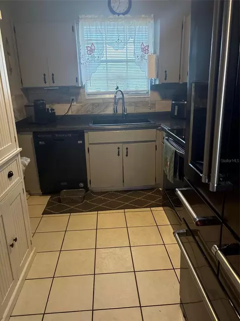 Kitchen - 14474 Coronado Dr, Spring Hill, FL 34609 photo 3 of 3