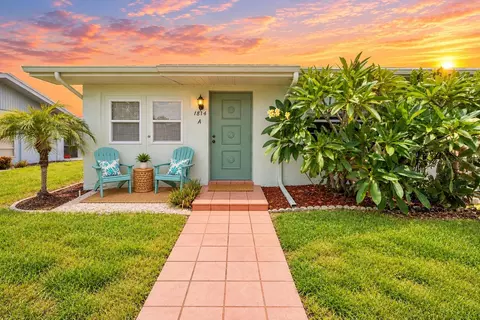 1814 Foxhunt Dr #A, Sun City Center, FL 33573
