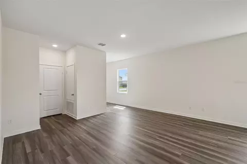 Living - 10542 Curving Crk, Parrish, FL 34219 photo 2 of 6