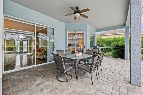 Exterior - 1028 Hagen Dr, New Port Richey, FL 34655 photo 3 of 8