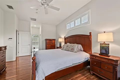 Bedroom - 1028 Hagen Dr, New Port Richey, FL 34655 photo 2 of 4