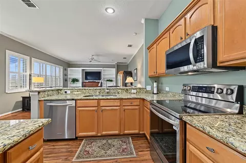 Kitchen - 1028 Hagen Dr, New Port Richey, FL 34655 photo 3 of 5