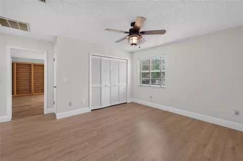 Bedroom - 12301 Pathway Ct, Riverview, FL 33569 photo 4 of 8