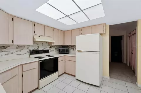 Kitchen - 4477 Gaston St, Spring Hill, FL 34607 photo 5 of 5