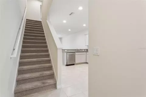 Entry Way - 9146 Hillcroft Dr, Riverview, FL 33578 photo 4 of 6