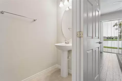 Entry Way - 9146 Hillcroft Dr, Riverview, FL 33578 photo 3 of 6