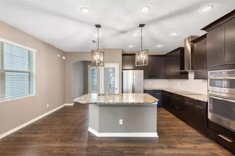 Kitchen - 10438 Arbor Groves Pl, Riverview, FL 33578 photo 1 of 2