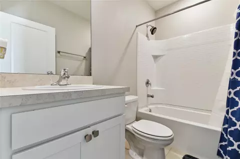 Bath - 10741 Charlotte Dr, Parrish, FL 34219 photo 2 of 4