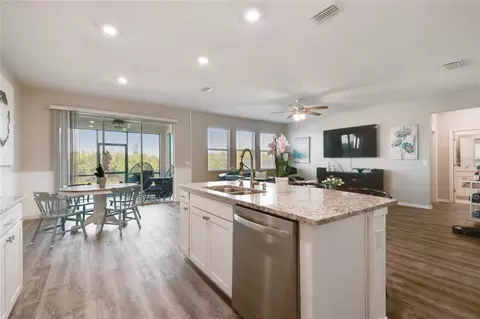 Kitchen - 10741 Charlotte Dr, Parrish, FL 34219 photo 3 of 9