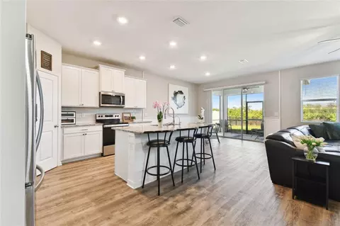 Kitchen - 10741 Charlotte Dr, Parrish, FL 34219 photo 1 of 9