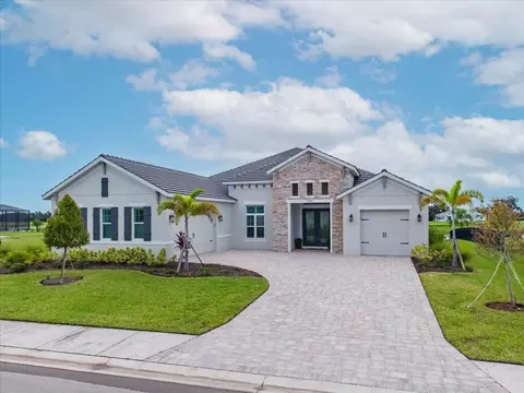 Exterior - 12355 Stonegate Trl, Parrish, FL 34219 photo 5 of 14