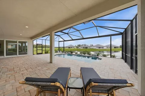 Exterior - 12355 Stonegate Trl, Parrish, FL 34219 photo 7 of 14