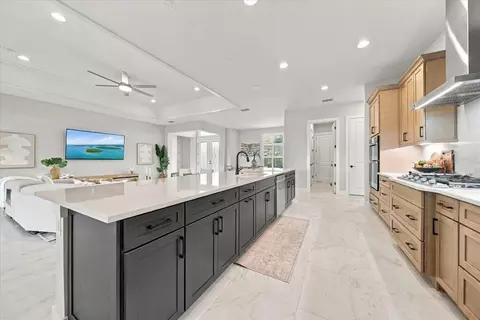 Kitchen - 12355 Stonegate Trl, Parrish, FL 34219 photo 8 of 9