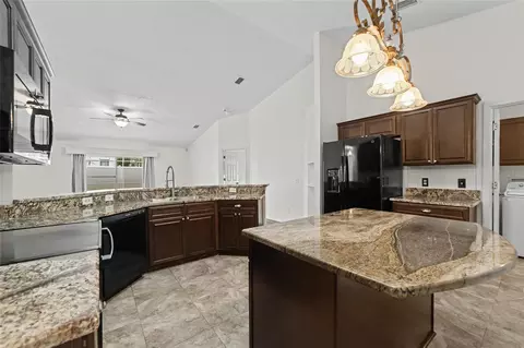 Kitchen - 11211 Andy Dr, Riverview, FL 33569 photo 2 of 4