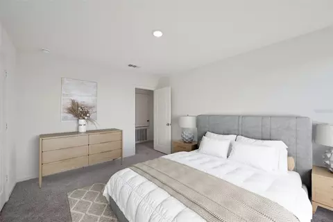Bedroom - 10526 Curving Crk, Parrish, FL 34219 photo 4 of 17