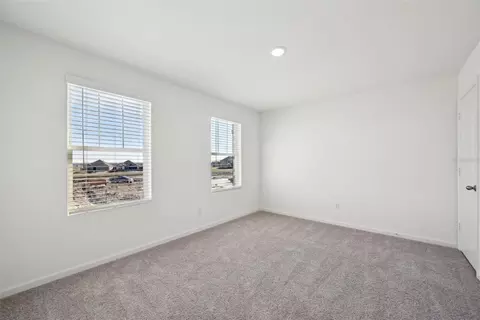 Bedroom - 10526 Curving Crk, Parrish, FL 34219 photo 12 of 17