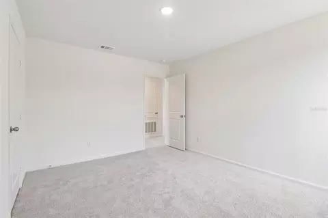 Bedroom - 10526 Curving Crk, Parrish, FL 34219 photo 2 of 17