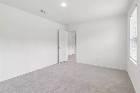 Bedroom - 10526 Curving Crk, Parrish, FL 34219 photo 5 of 17