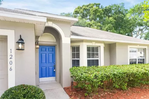 Exterior - 1206 Stonewater Cir, Ocoee, FL 34761 photo 4 of 9
