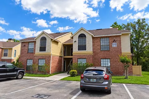 8709 Fancy Finch Dr #102, Tampa, FL 33614